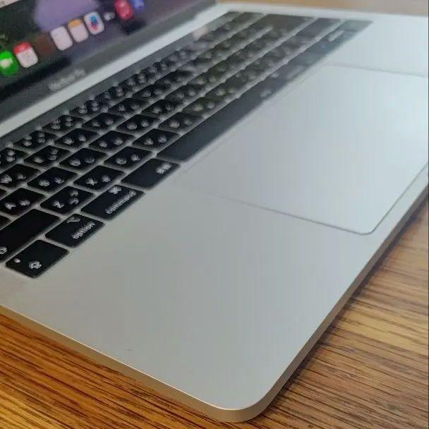MacBook Pro 2019 シルバー 本体と箱のみ