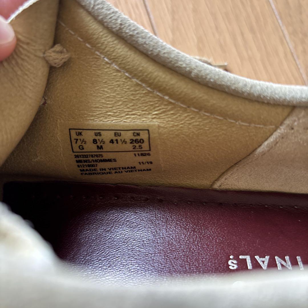 CLARKS ORIGINALS ベージュ スエードシューズ