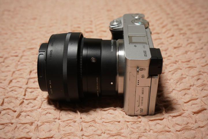 【まぬ様専用】一眼レフ SONY a6400 ILCE−6400 デジタルカメラ 【まぬ様専用】一眼レフ SONY a6400 ILCE−6400 デジタルカメラ