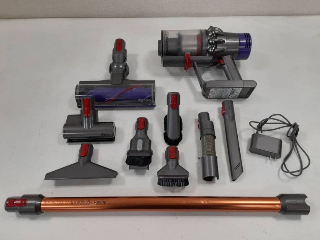 Dyson ダイソン V12 コードレスクリーナー フルセット 動作確認済み