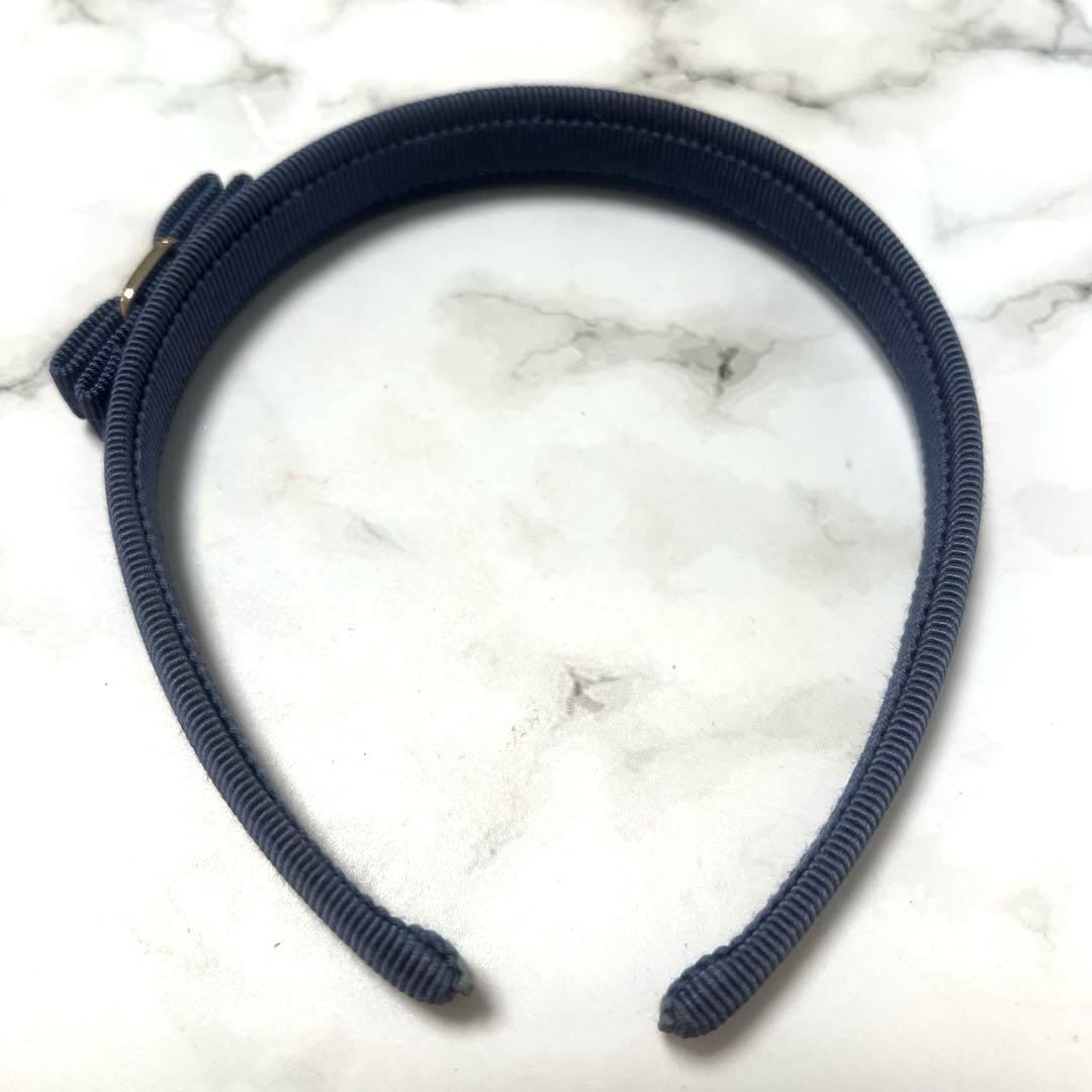 Ferragamoブルーネイビーリボンヘアバンド