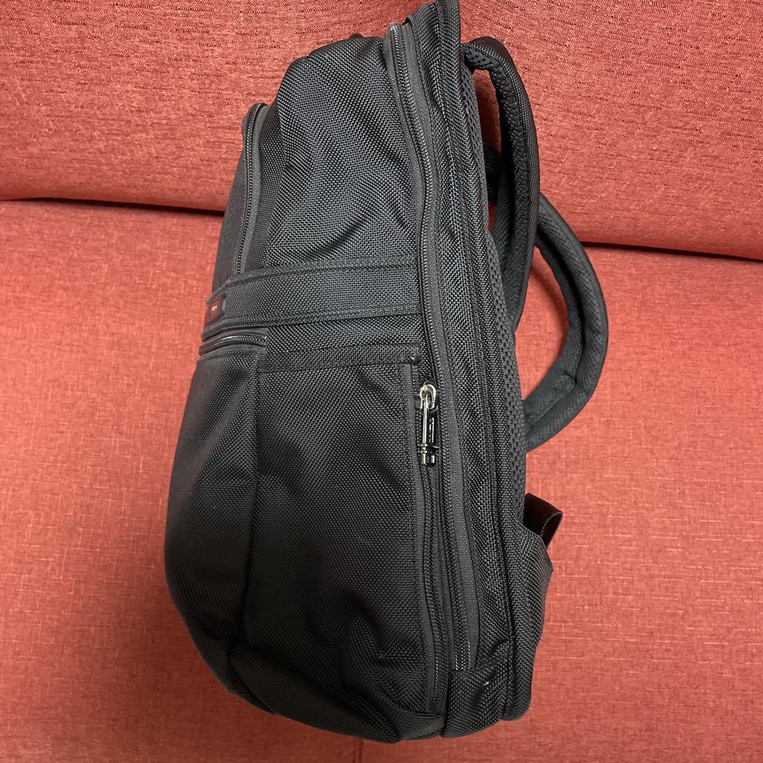 TUMI ブラック バックパック