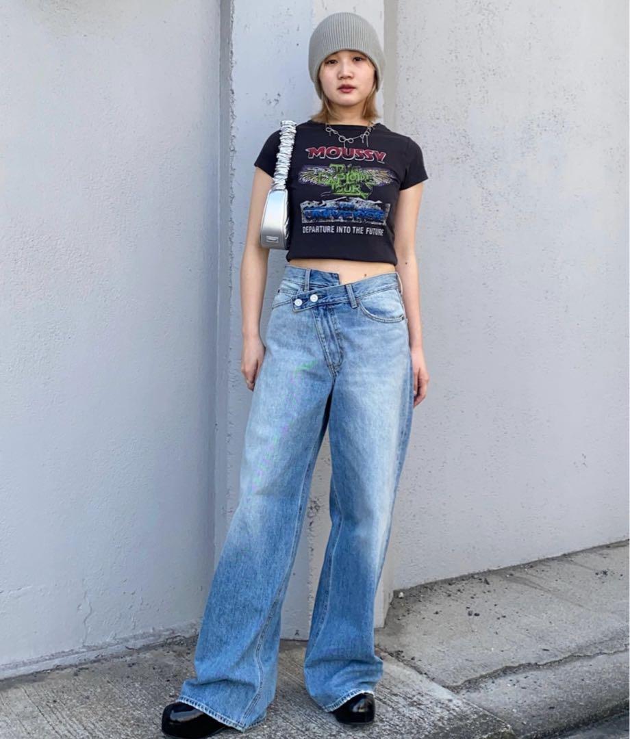 MOUSSY(マウジー) TOUR 24 Tシャツ
