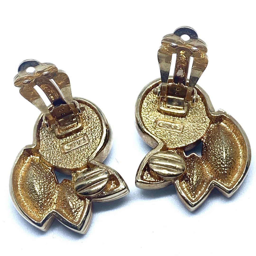 返品送料無料】 極美品 スワロフスキー SWAROVSKI サークルイヤリング