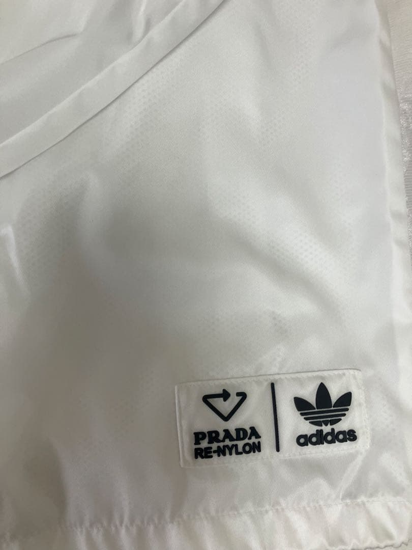 adidas PRADA RENYON ナイロンジャケット adidas PRADA RENYON ナイロンジャケット
