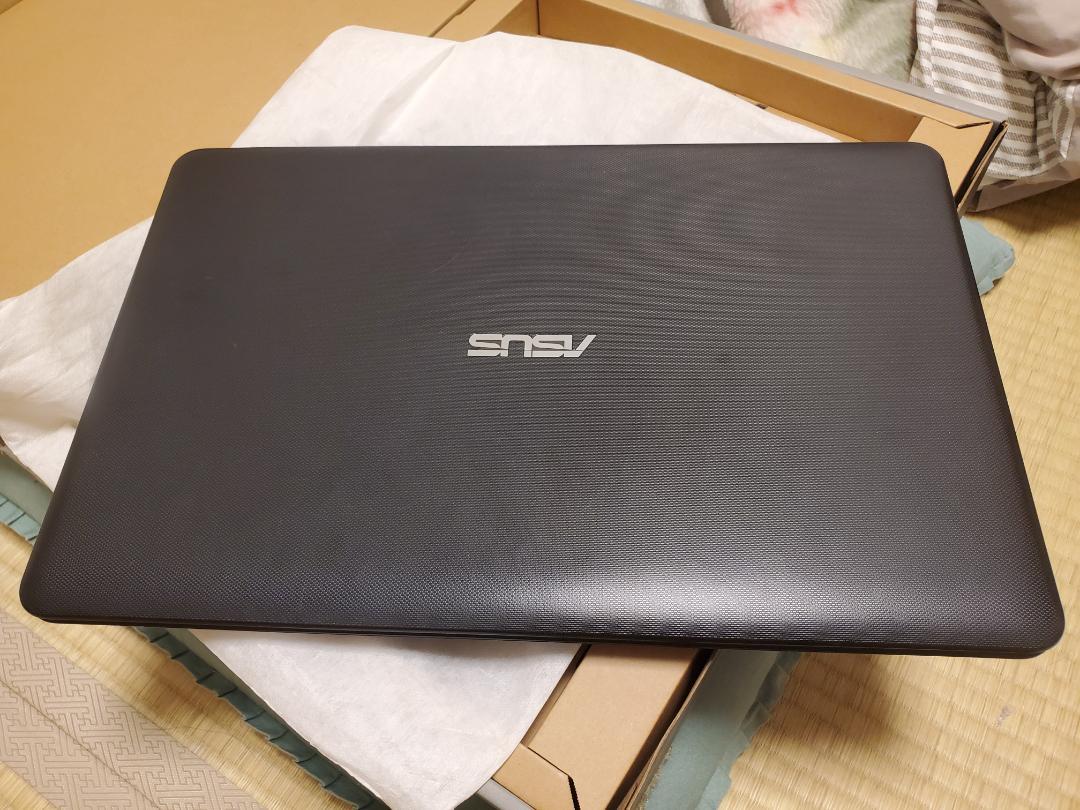 Laptop Asus Nomor Model X751L