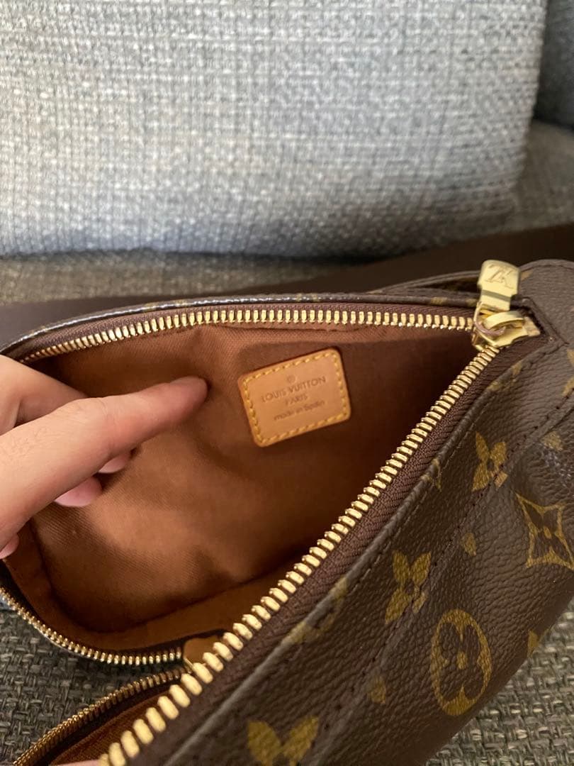 ルイヴィトンジェロニモス極美品☆国内正規品レア商品モノグラムジェロニモス ルイヴィトンジェロニモス極美品☆国内正規品レア商品モノグラムジェロニモス