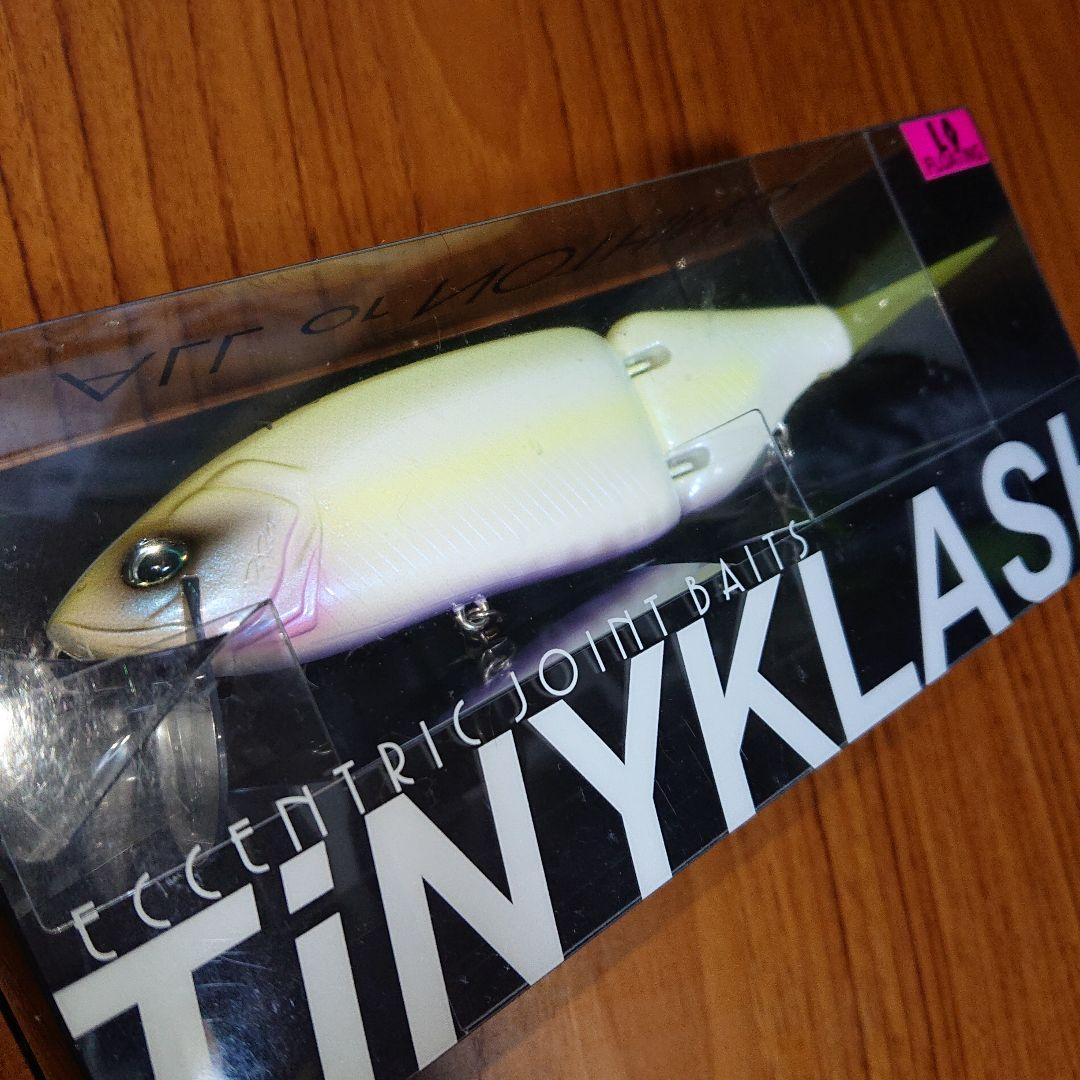 DRT タイニークラッシュ Low クイーン ルアー用品