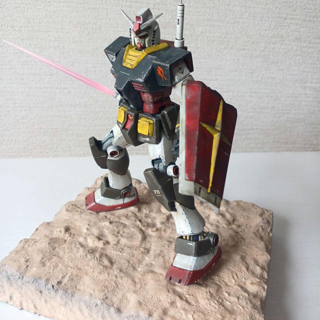 1/144HGガンダム プラモデル 　リアルタイプウェザリング仕上げ【完成品】