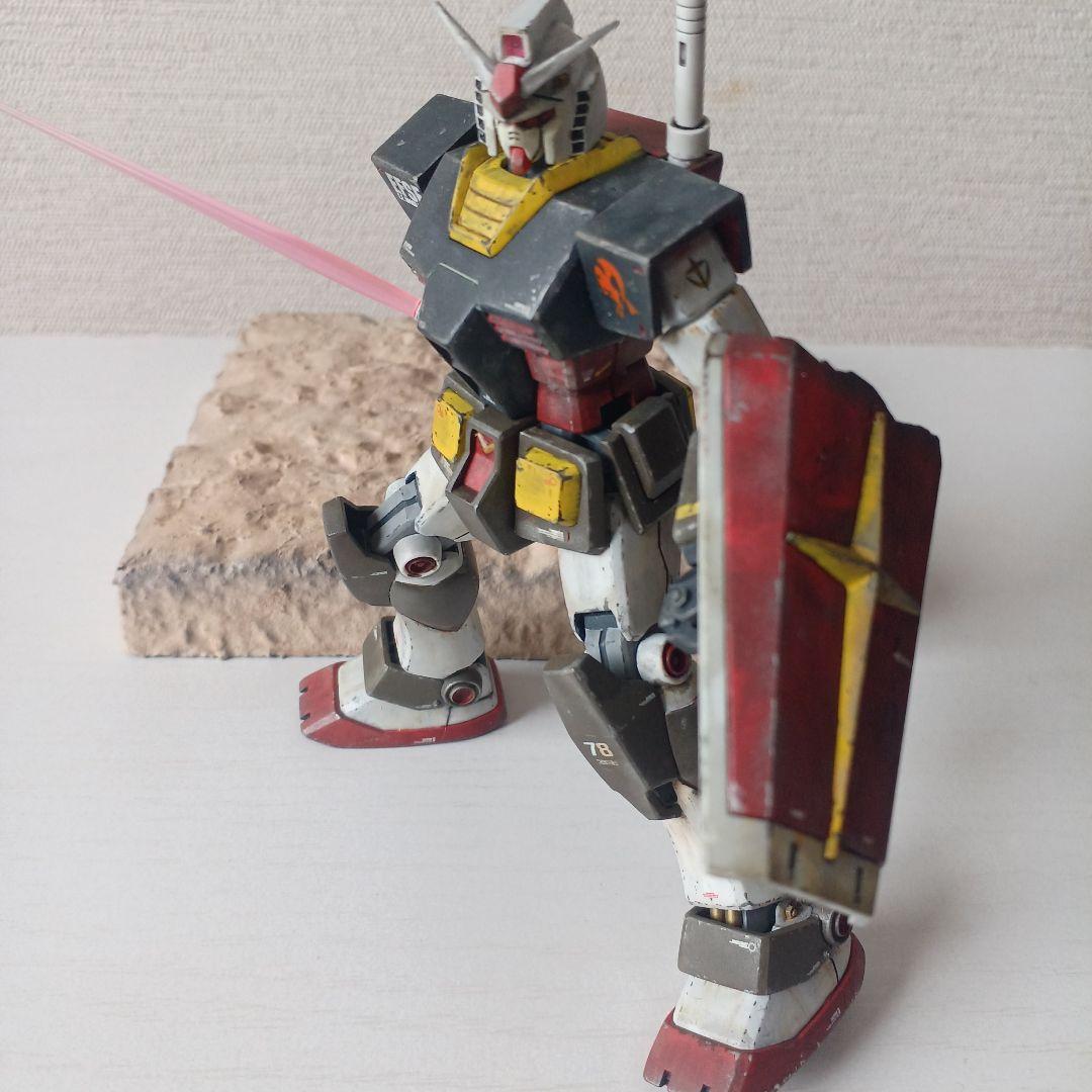 1/144HGガンダム プラモデル 　リアルタイプウェザリング仕上げ【完成品】