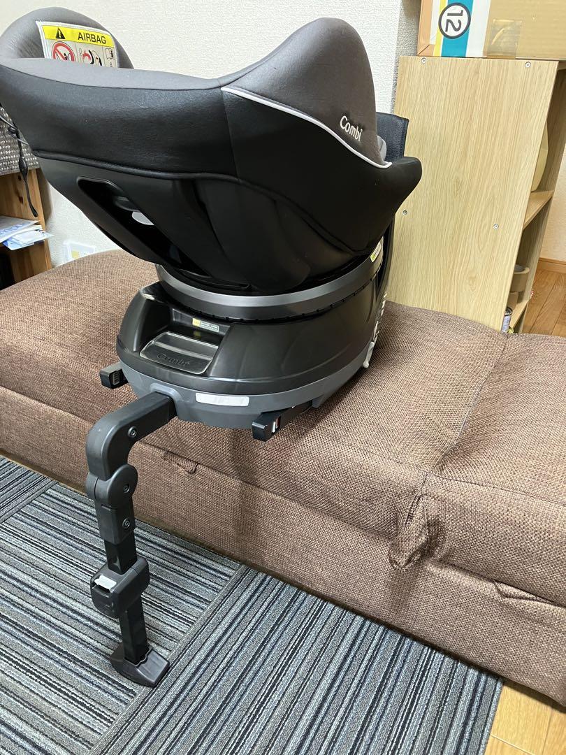 Combi isofix回転式、リクライニング機能付きチャイルドシート