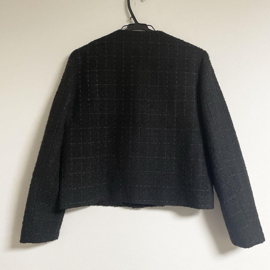 ◆新品、タグ付き◆ ZARA ザラ ノーカラーツイードジャケット　金ボタン　S