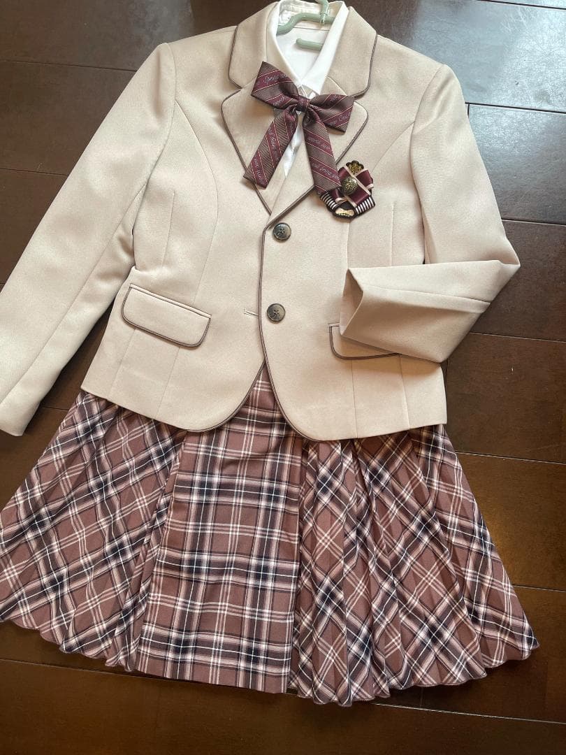 超目玉 期間限定 卒業式 スーツ 女の子 小学生 150 160 165 4点セット ジャケット スカート Yシャツ ネクタイ 子供服 卒服 小学校卒業式スーツ 子供スーツ ジュニアスーツ フォーマルスーツ 卒業式服 結婚式 お受験 発表会 冠婚葬祭 ベイリー 送料無料 好評