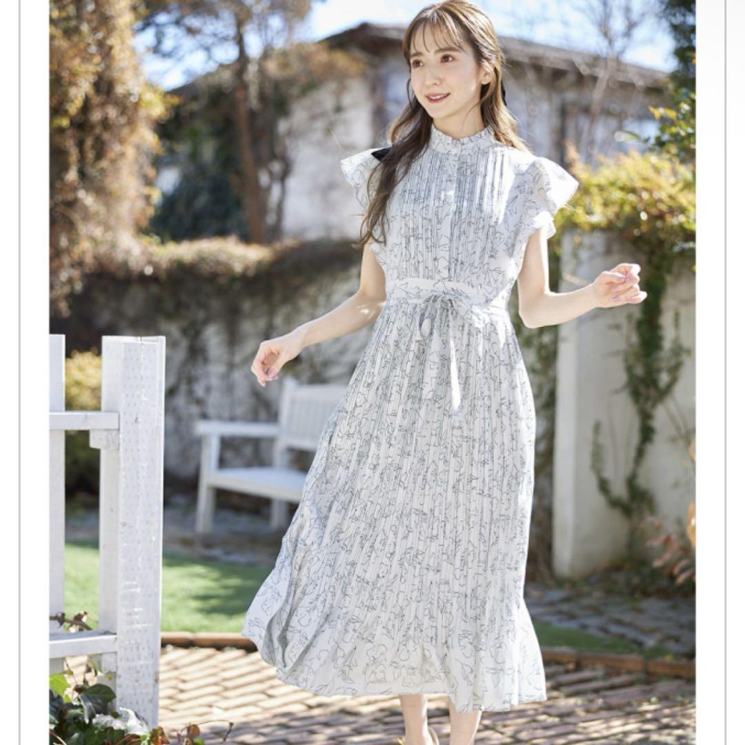 tocco closetウエストリボン付きラインフラワーロングプリーツワンピース
