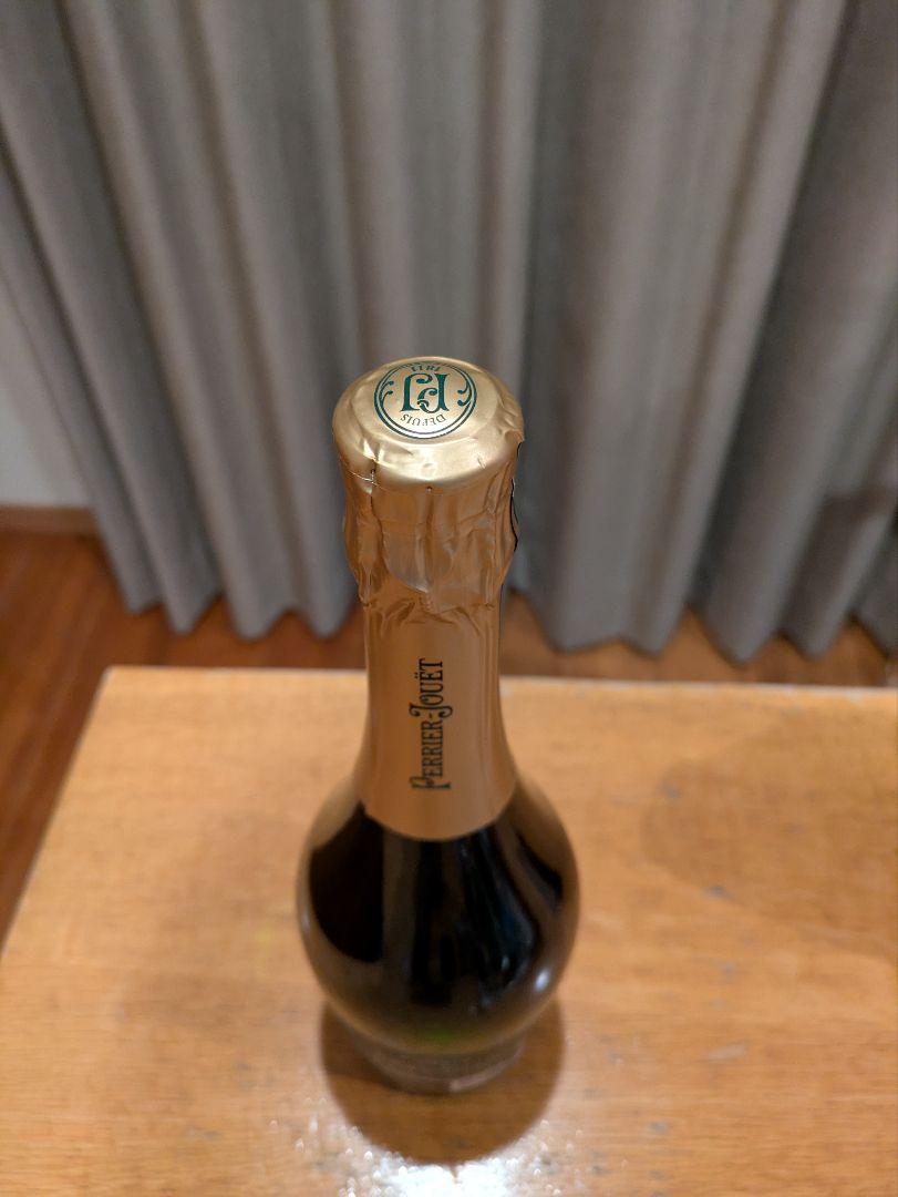 ジュエ