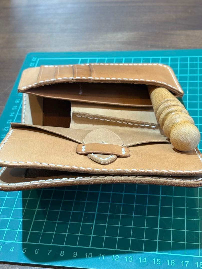 ミディアムウォレット