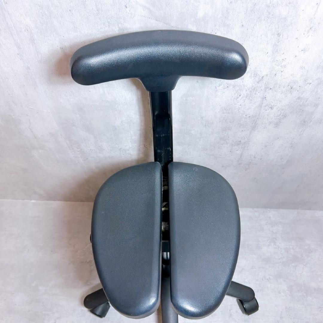 良品! アーユルチェア オクトパス ブラック ayur chair 姿勢矯正 良品! アーユルチェア オクトパス ブラック ayur chair 姿勢矯正