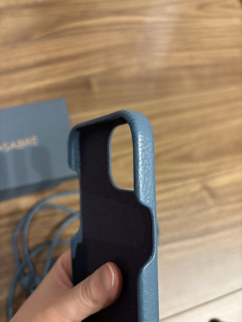 MAISONdeSABRÉ iPhone15 ストラップ付きケース