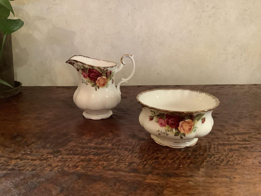 Royal Albert Old Country Rosesシュガー＆クリーマー
