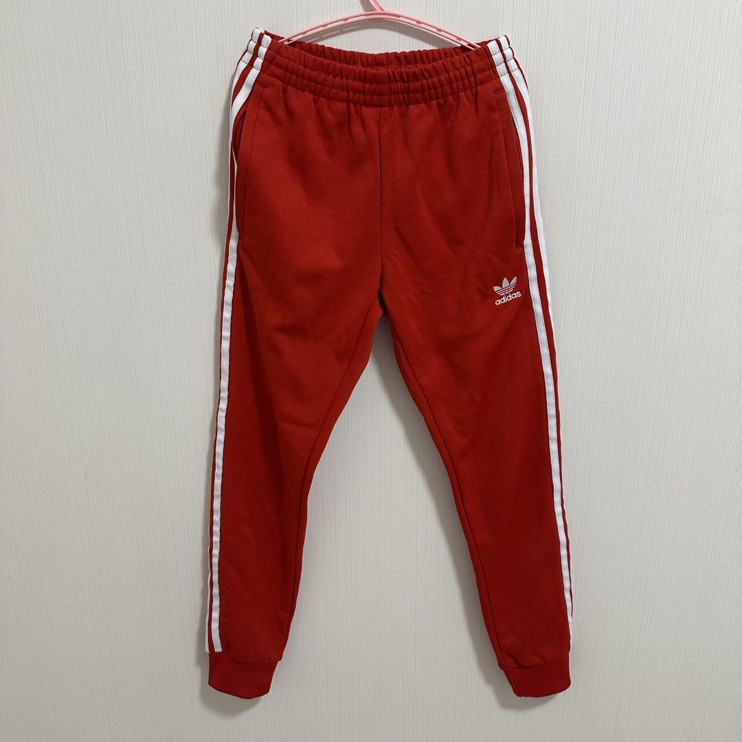 adidas トラックパンツ　ジャージ