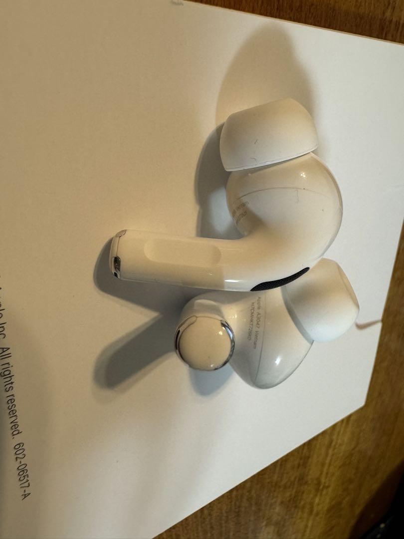 AirPods Pro 第2世代 USB-C 極美品 2024年7月13日