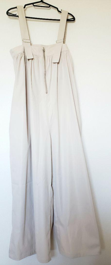 新品(タグ付)】サロペット(ベージュ) - メルカリ