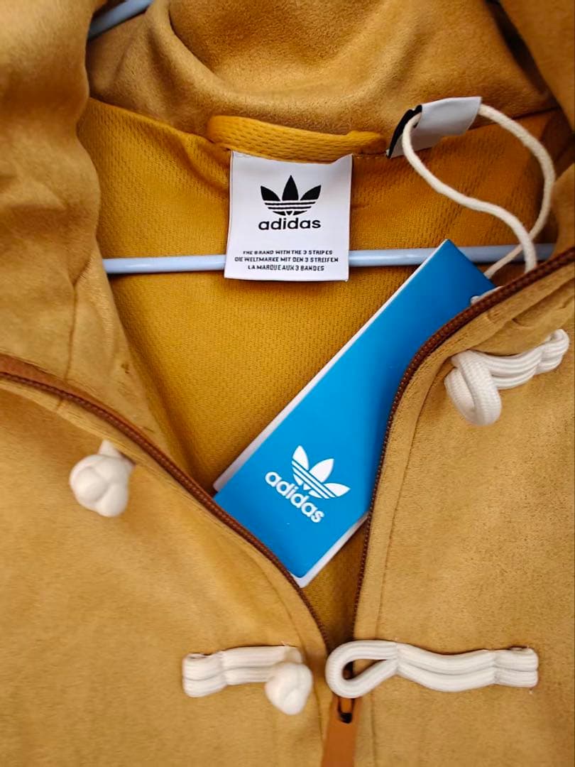 adidasアディダス 中国限定 蛇年トラックジャケット イエロー Mサイズ adidasアディダス 中国限定 蛇年トラックジャケット イエロー Mサイズ