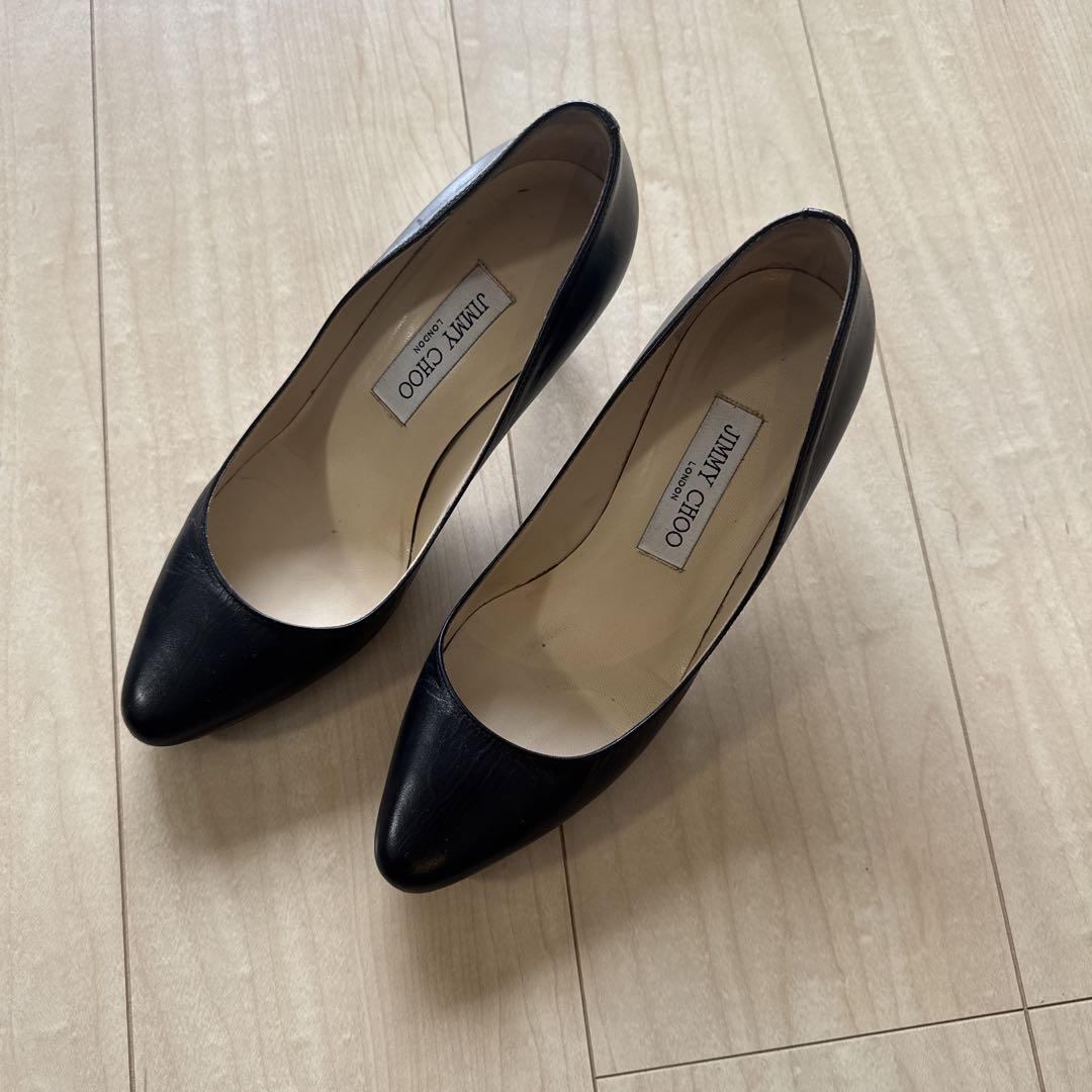 Jimmy Choo 黒 パンプス