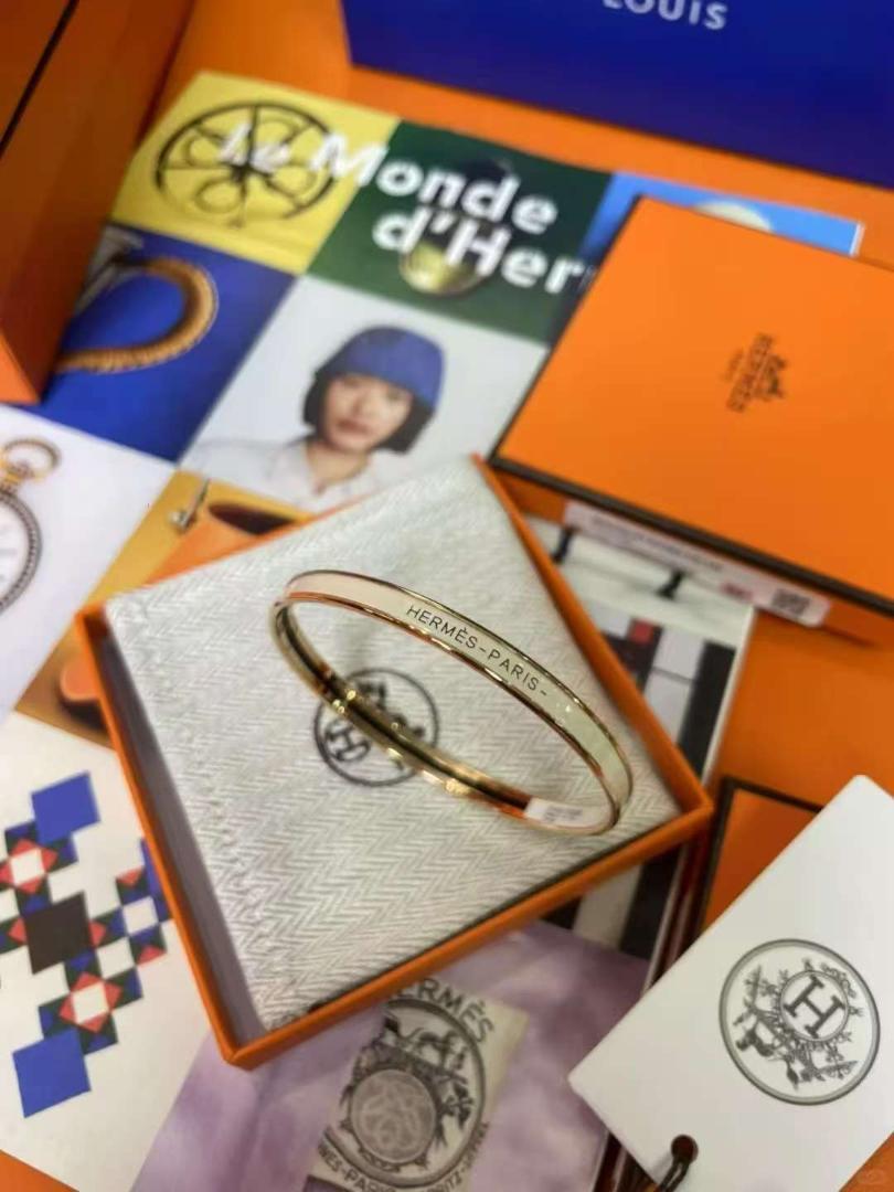 HERMES バングル ゴールド シルバー