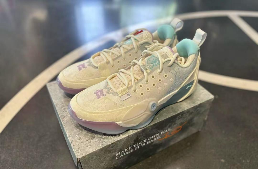 リーニン　Wade All City 13 「綿菓子」　US9.5 27.5CM