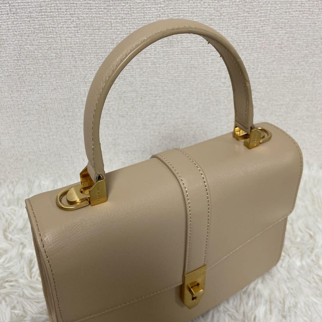 ⭐️未使用品⭐️ CARLYN Dear Bag 2way ハンドバッグ ベージュ