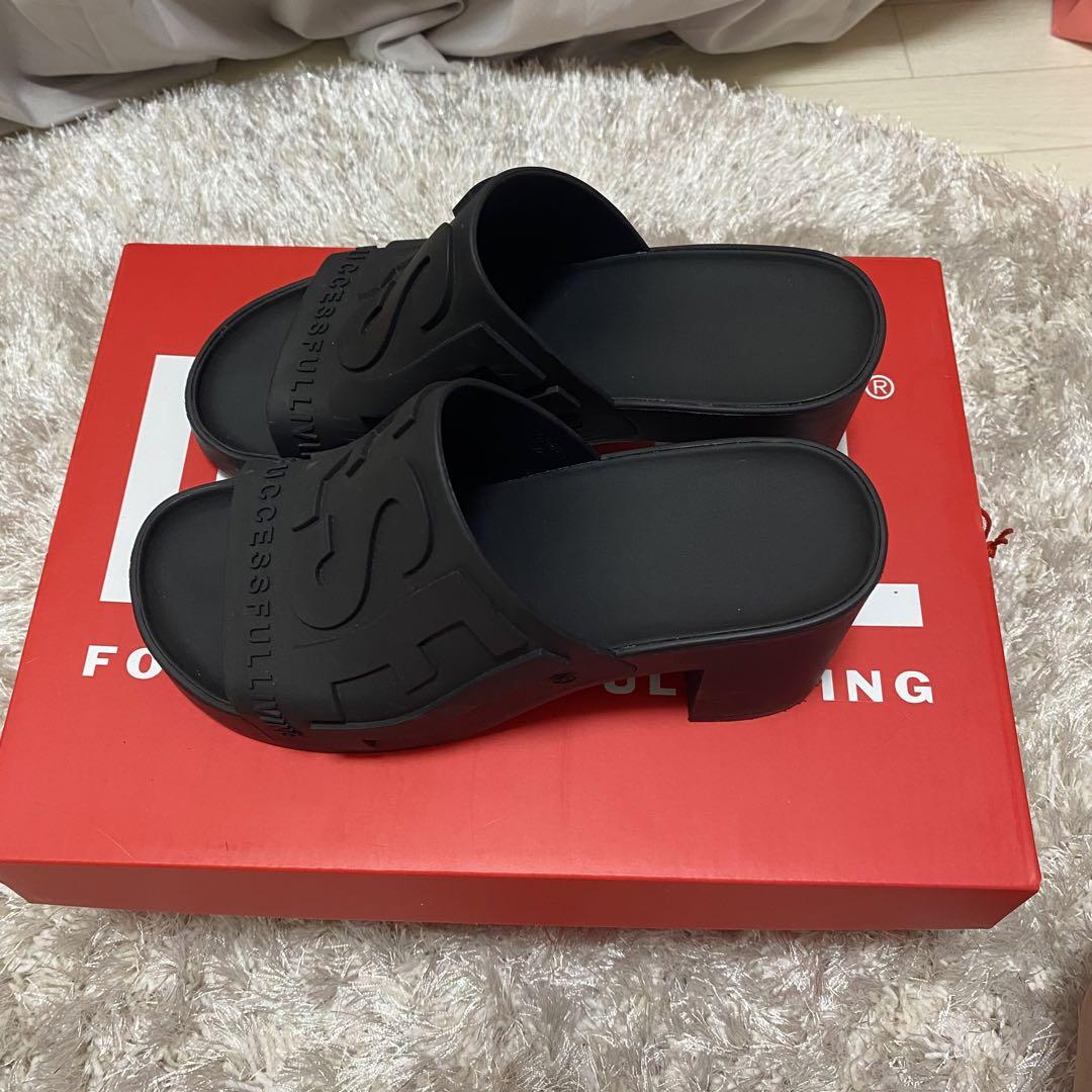 【関税込み】Diesel ブラック Sa-Pamela H ヒールサンダル DIESEL (ディーゼル) チャンキー ヒールサンダル Sa-Pamela H