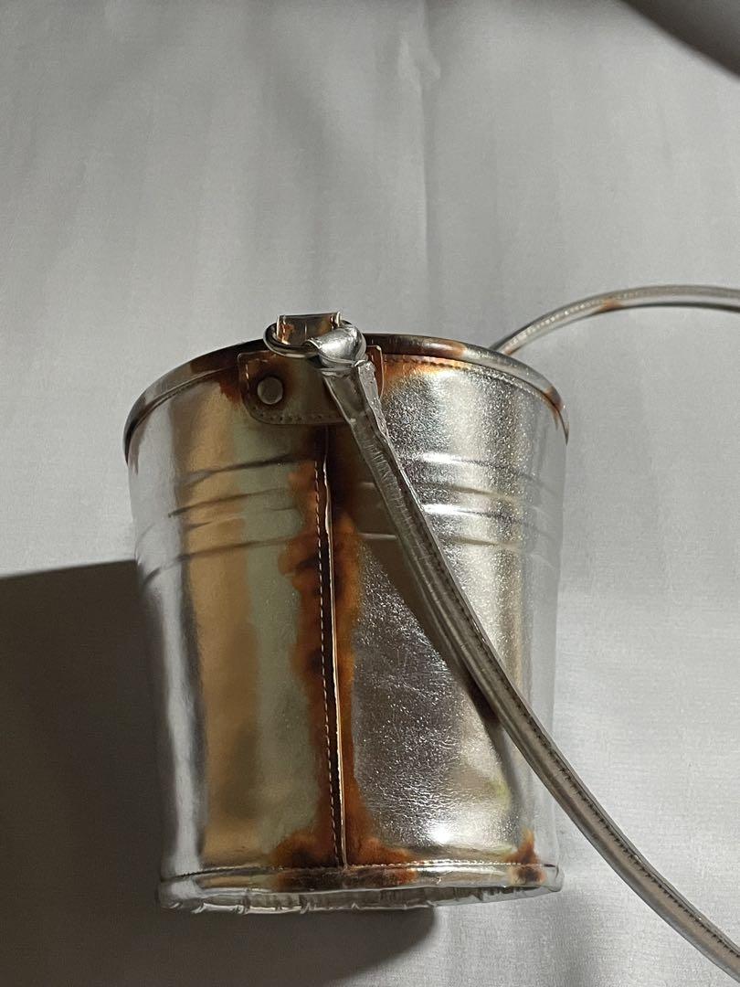 バッグ doublet RUST PAINTED BUCKET SHOULDER BAG
