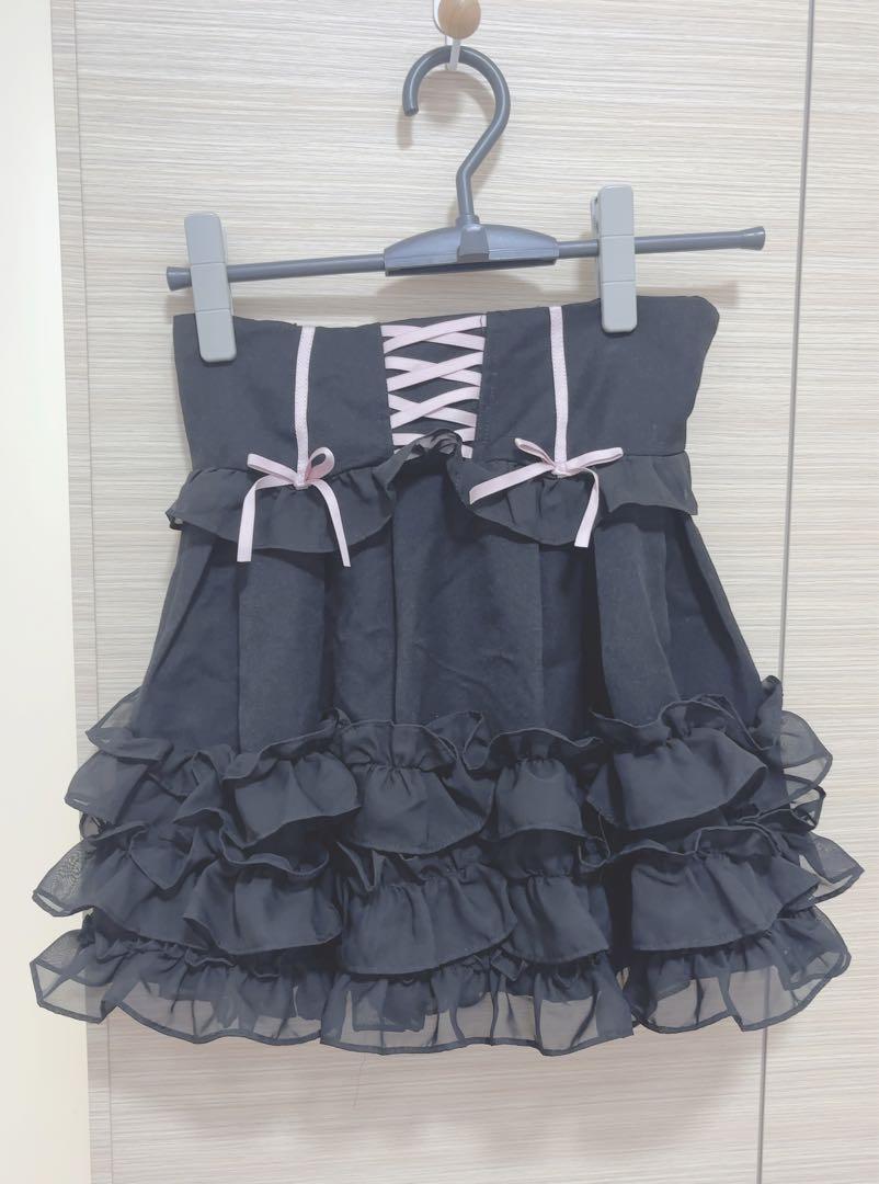 pium コルセットボリュームフリルスカート 黒 ピンク