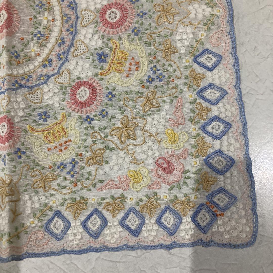 ハンカチ 刺繍 花模様 スワトウ