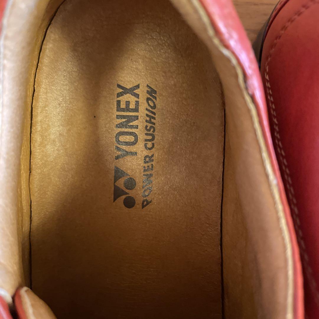 YONEX パワークッション レッド シューズ