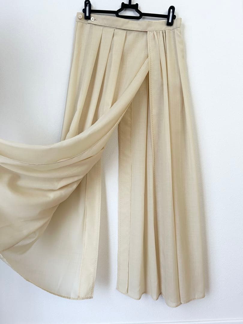 新品 DES PRES ウールポリエステル ランダムタックスカート