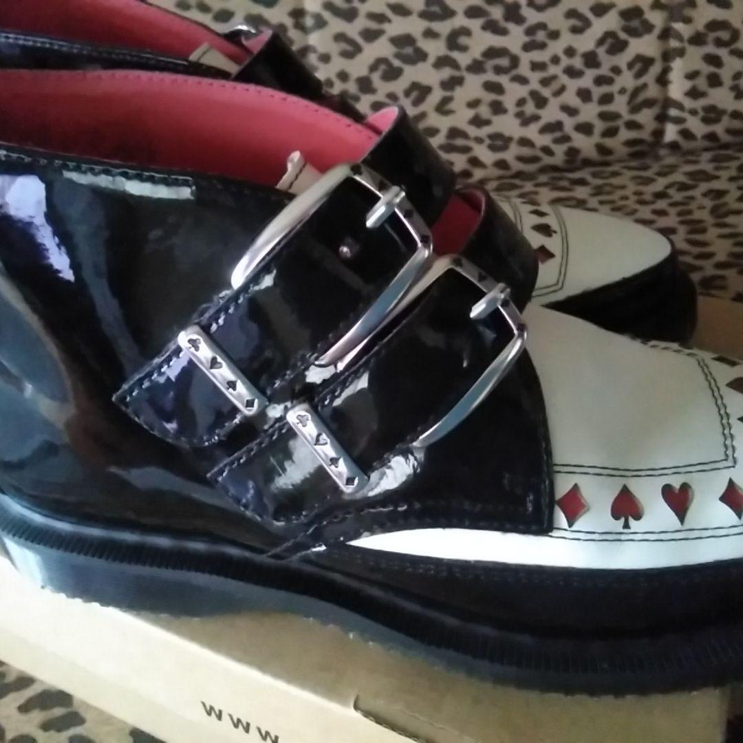 【人気ショップが最安値挑戦！】 Dr Martens LANE 15295002(生産終了品) 靴