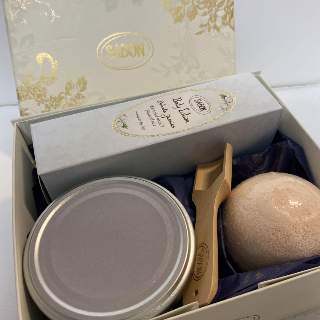 SABON ギフトBOX  ボディローション　スクラブ　入浴剤