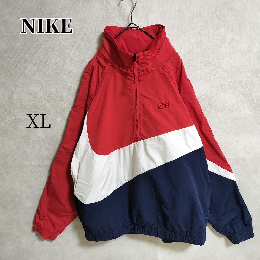 NIKE　ナイロンジャケット　XL　ハーフジップ　フード付き　ビッグロゴ