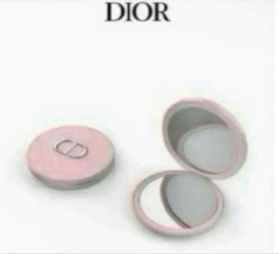 DIOR♡ コンパクトミラーハートキルティングノベルティ