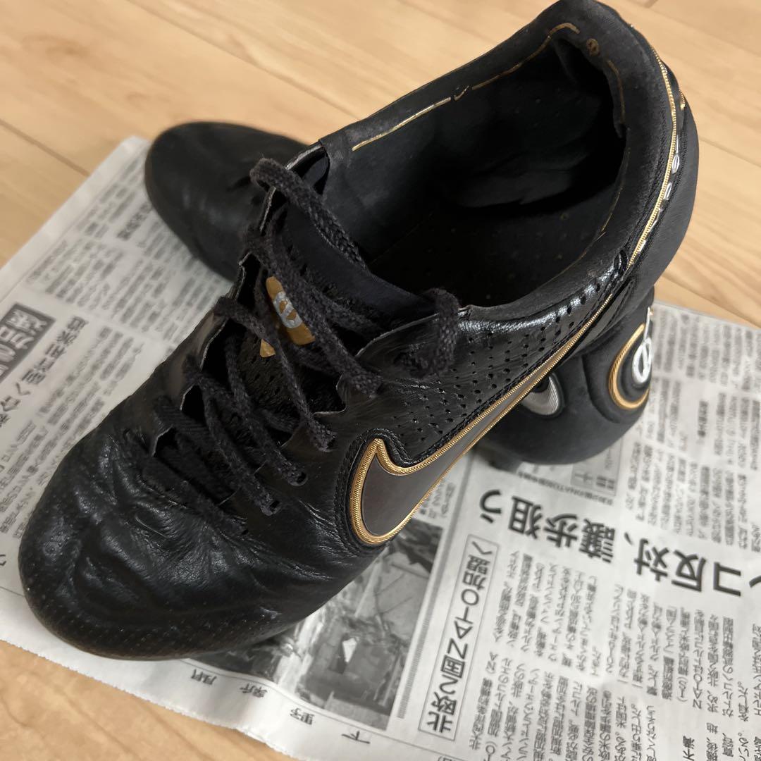 NIKE ティエンポ レジェンド 9 エリート HG