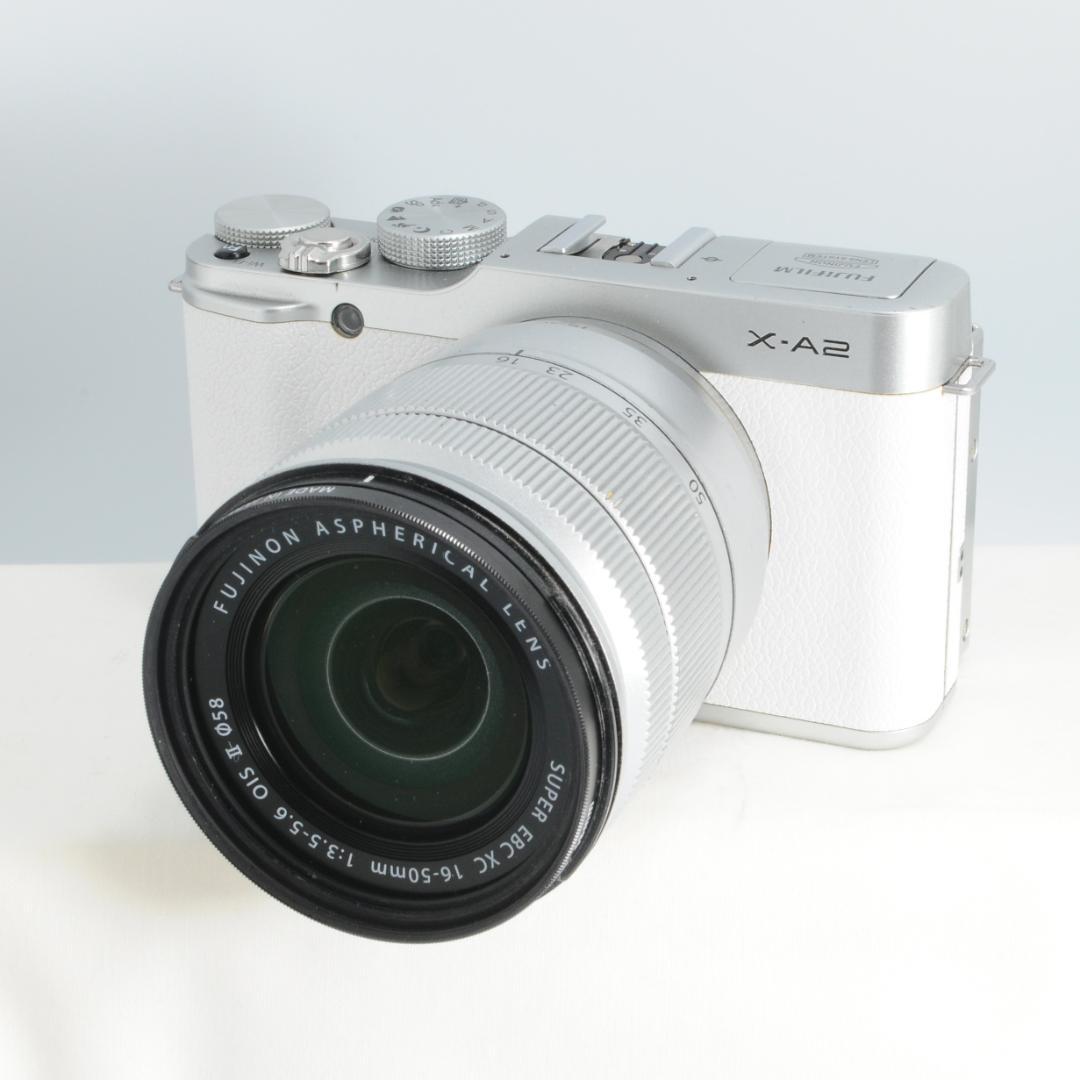 ★美品★FUJIFILM X-A2 ホワイト レンズキット フジフィルム