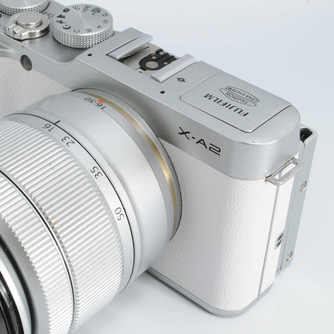 ★美品★FUJIFILM X-A2 ホワイト レンズキット フジフィルム
