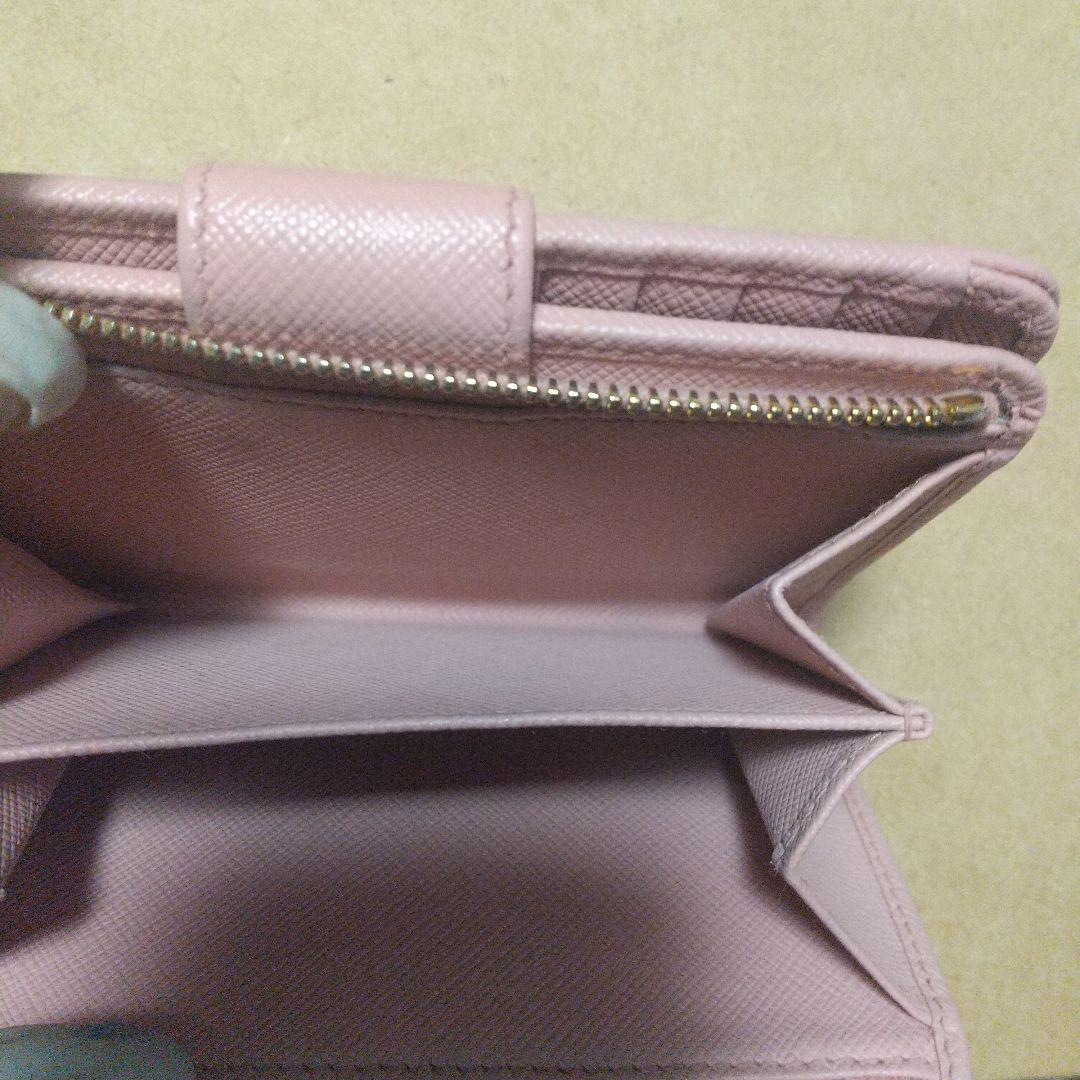 PRADA ピンクベージュ 二つ折り財布