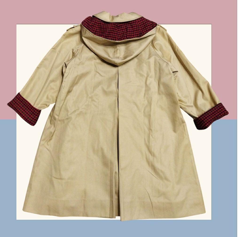 【familiar】ファミリア フード付きコート 赤チェック ベージュ 130 【familiar】ファミリア フード付きコート 赤チェック ベージュ 130