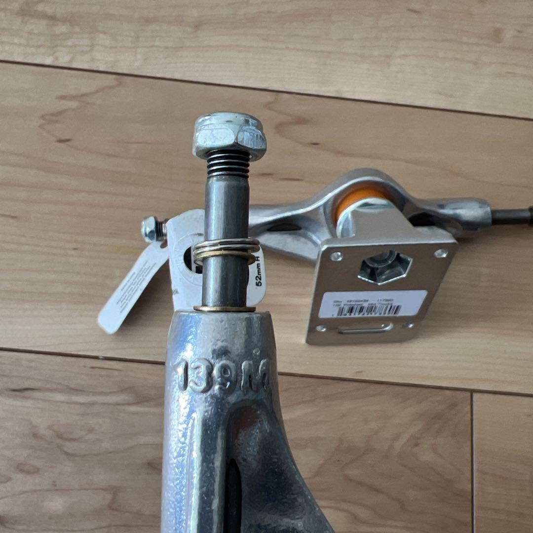 新品Independent 139MID スケートボード トラックス