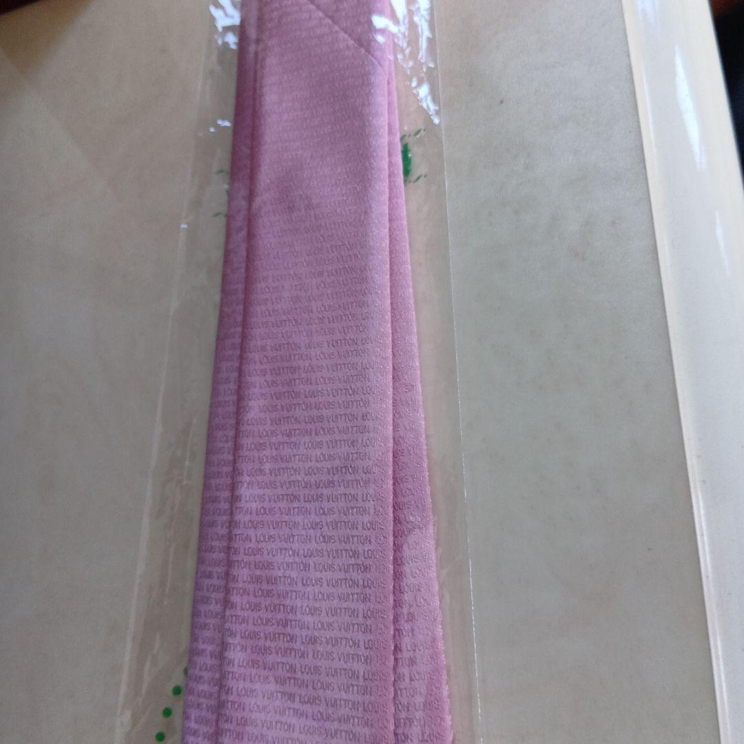 ネクタイ　LOUIS VUITTON 美品