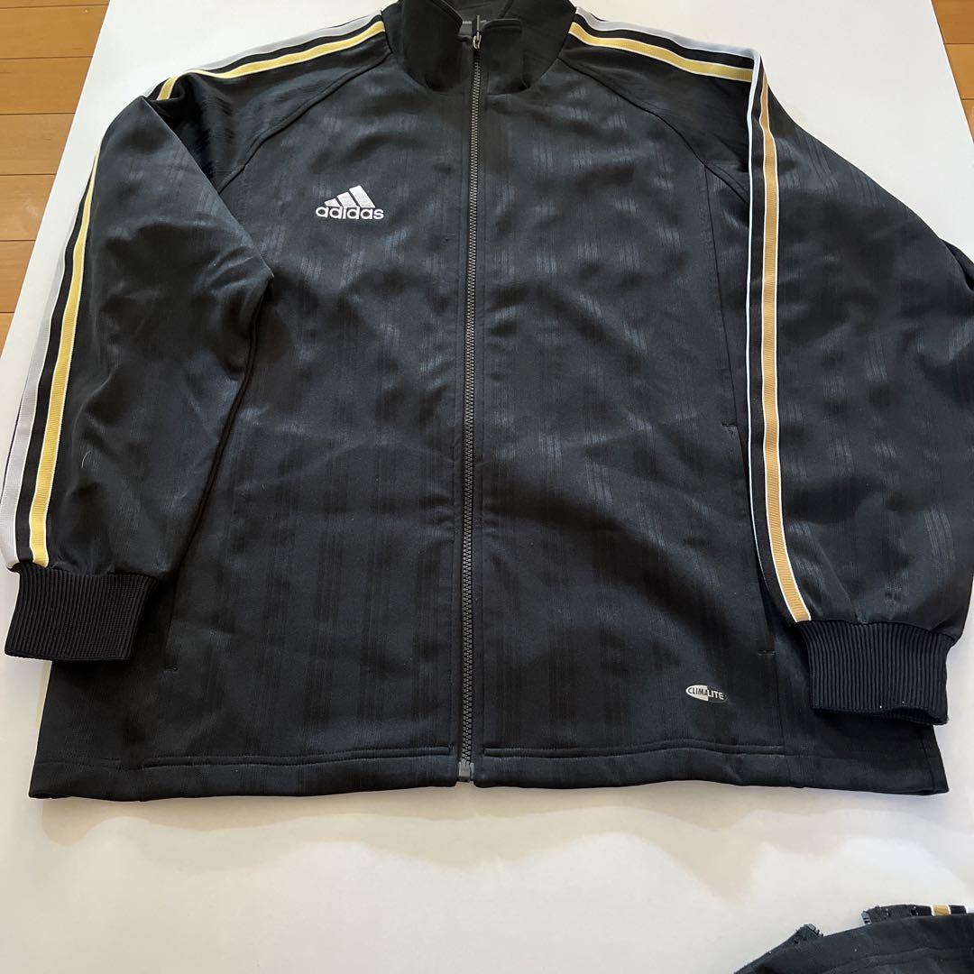 タイムセール】adidasジャージ上下セット☆USED - メルカリ