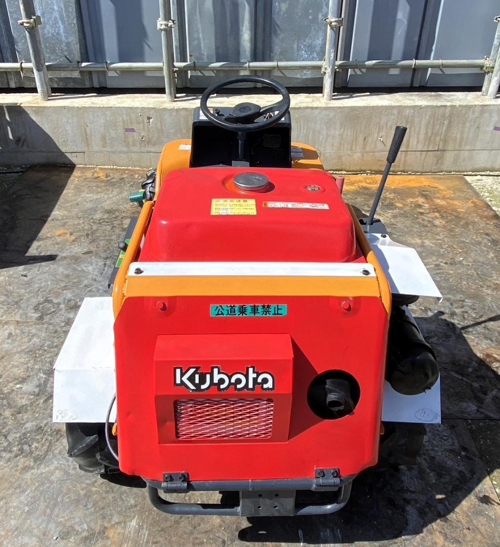 筑水キャニコム 乗用草刈機